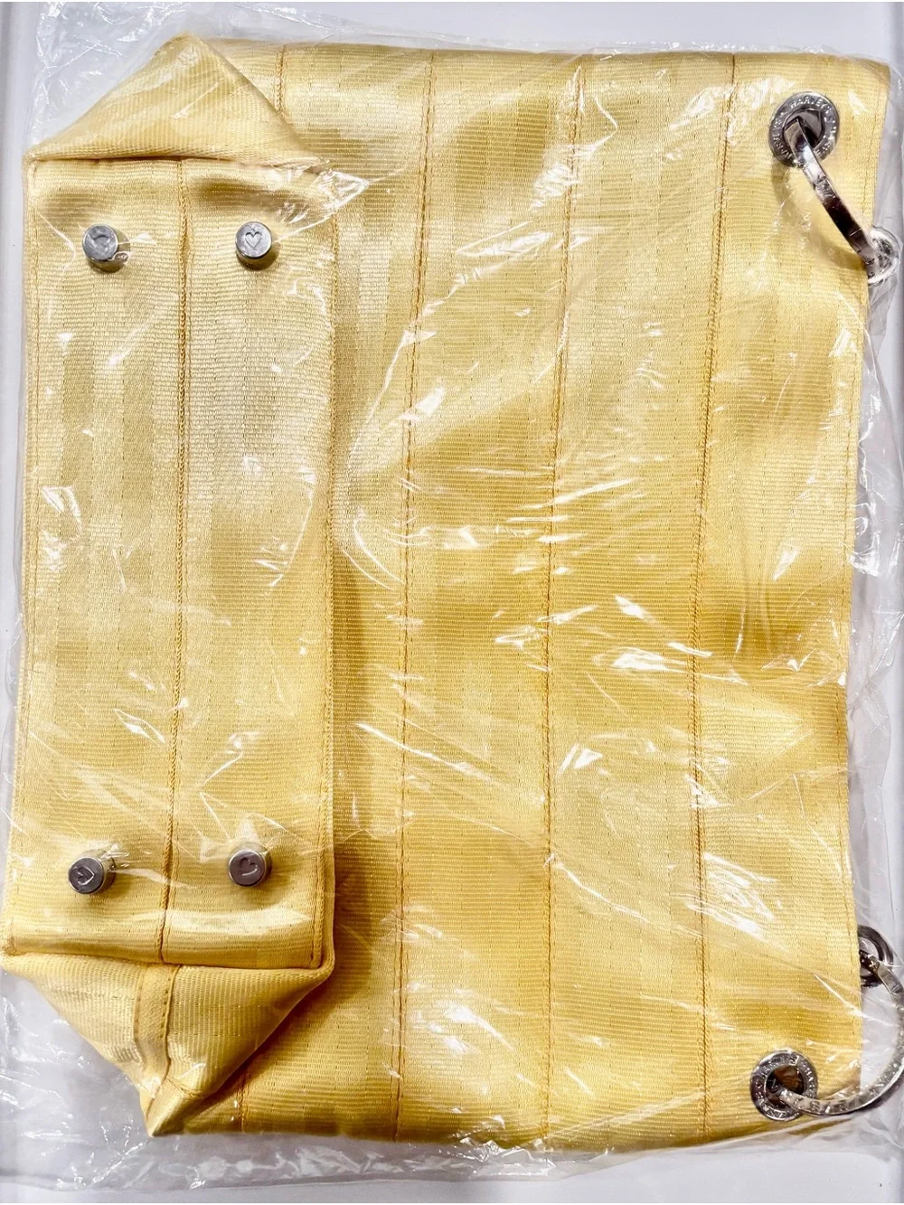 Harveys Seatbelt medium hobo bag / buttercup / NEW in original sealed packaging